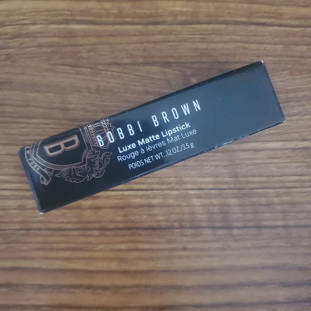 Bobbi Brown Afternoon Tea Lipstick (Toasted Nude)
